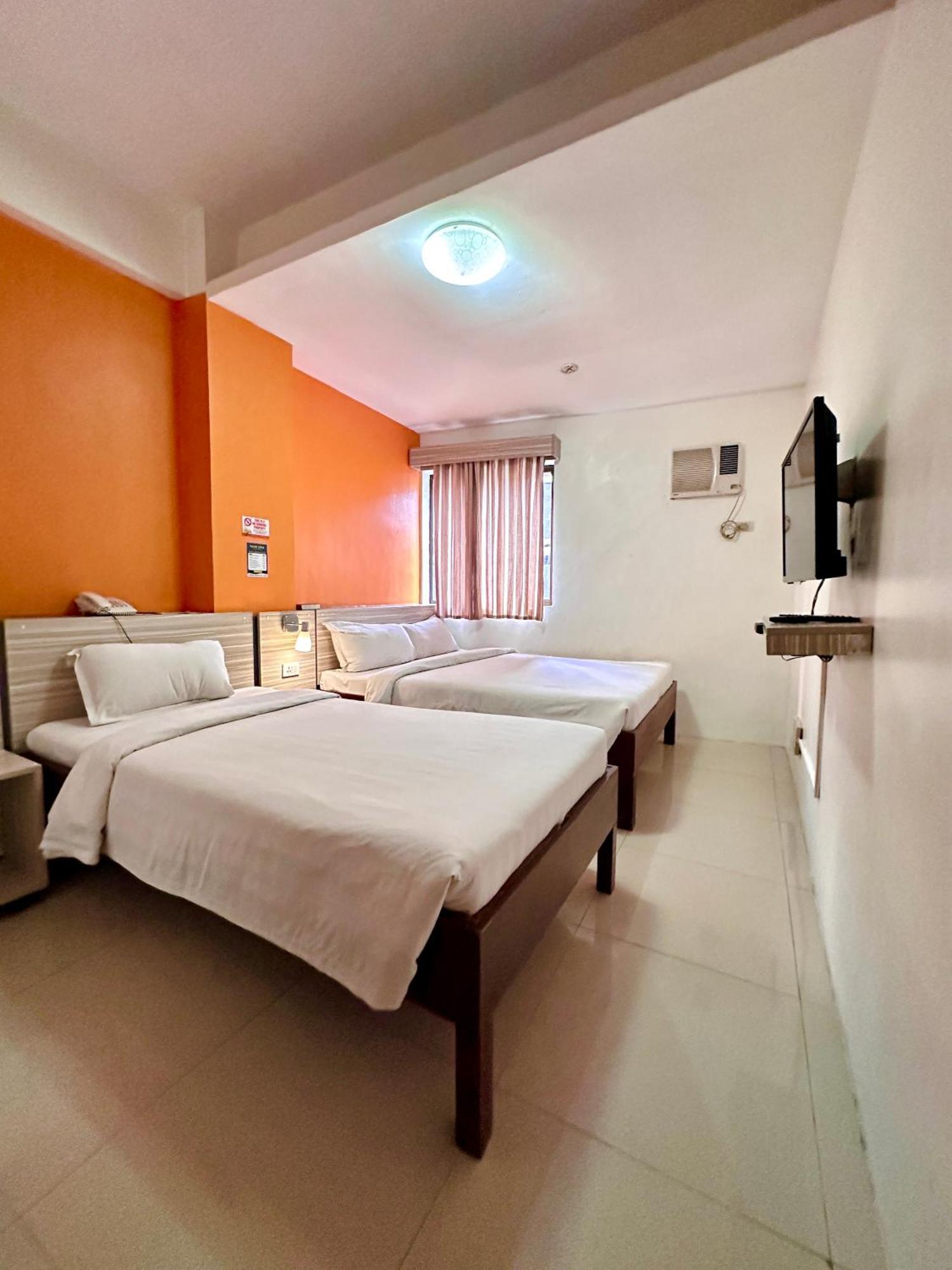 Travelbee Business Inn Cebu Exterior foto
